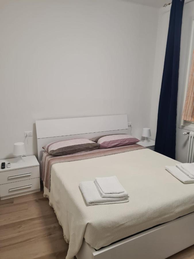 Lu.Na Apartment โบโลญญา ภายนอก รูปภาพ